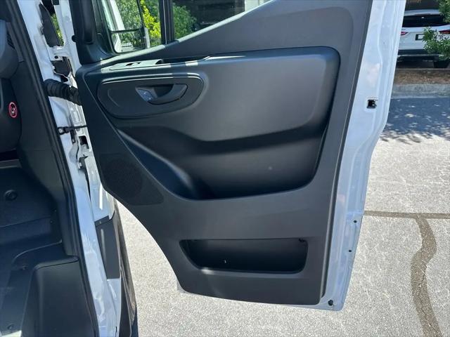 2026 Mercedes-Benz Sprinter 2500 Standard Roof 4-Cyl Diesel