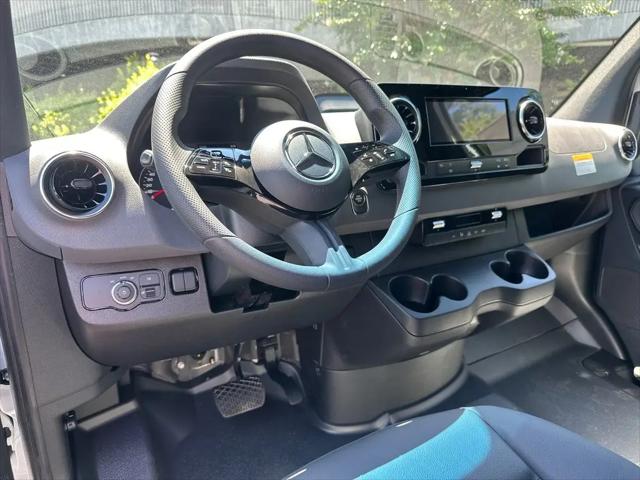2026 Mercedes-Benz Sprinter 2500 Standard Roof 4-Cyl Diesel
