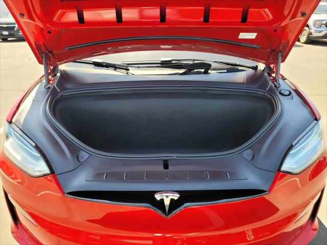 2022 Tesla Model X Plaid Tri Motor All-Wheel Drive
