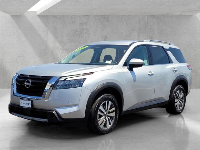 2025 Nissan Pathfinder SL 4WD