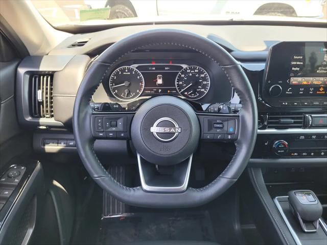 2025 Nissan Pathfinder SL 4WD