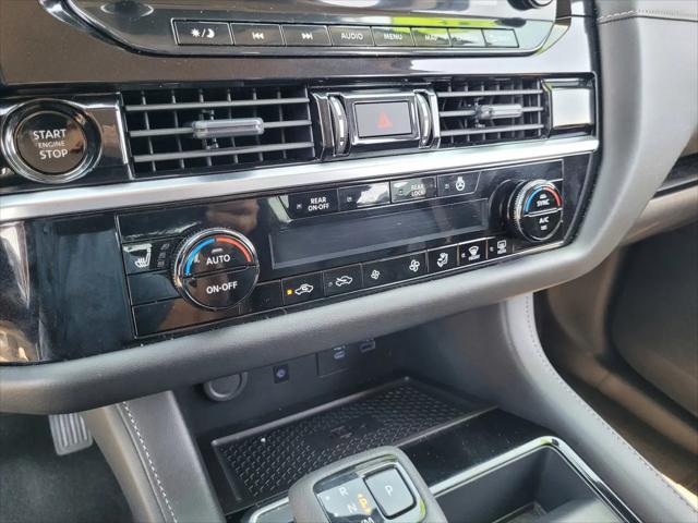 2025 Nissan Pathfinder SL 4WD