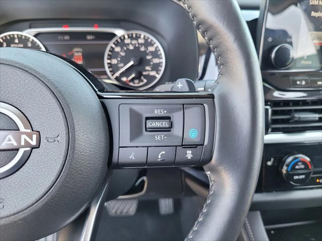 2025 Nissan Pathfinder SL 4WD