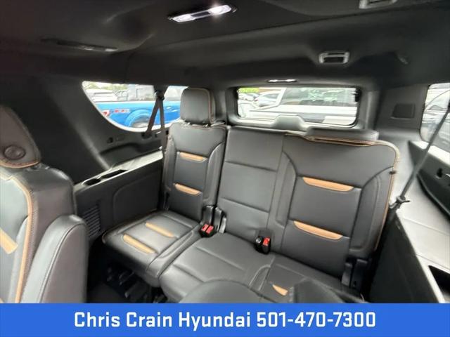2023 GMC Yukon XL 4WD AT4