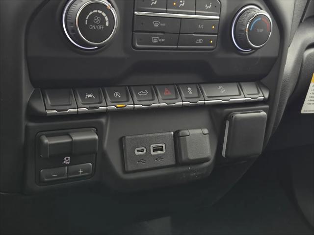 2026 Chevrolet Silverado 1500 4WD Crew Cab Short Bed Custom Trail Boss