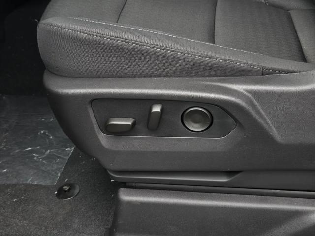 2026 Chevrolet Silverado 1500 4WD Crew Cab Short Bed Custom Trail Boss