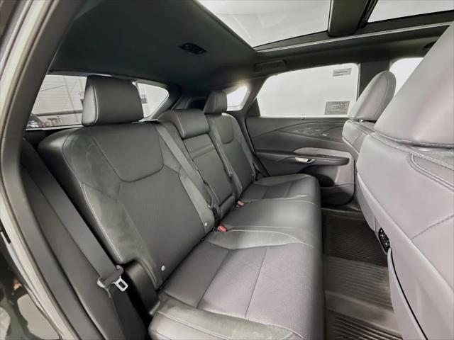 2026 Lexus RX 450h+ Luxury