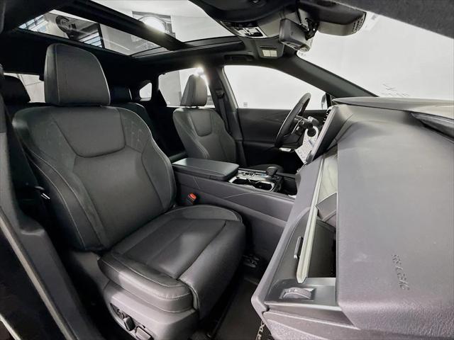 2026 Lexus RX 450h+ Luxury