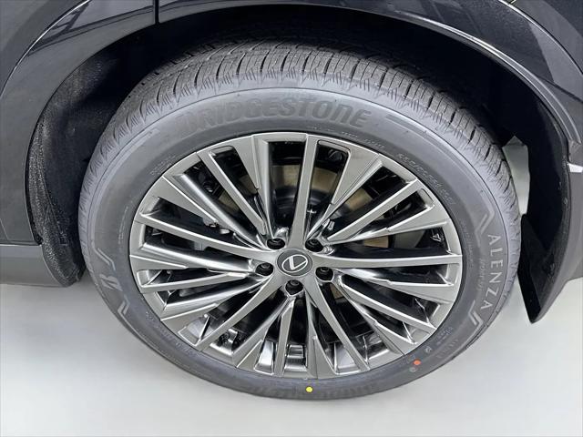 2026 Lexus RX 450h+ Luxury
