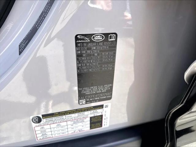 2026 Land Rover Defender P500 X-Dynamic SE