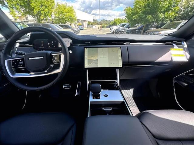 2026 Land Rover Range Rover P400 SE 7 Seat