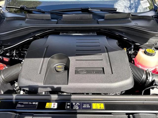 2026 Land Rover Range Rover P400 SE 7 Seat