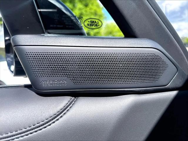 2026 Land Rover Range Rover P400 SE 7 Seat