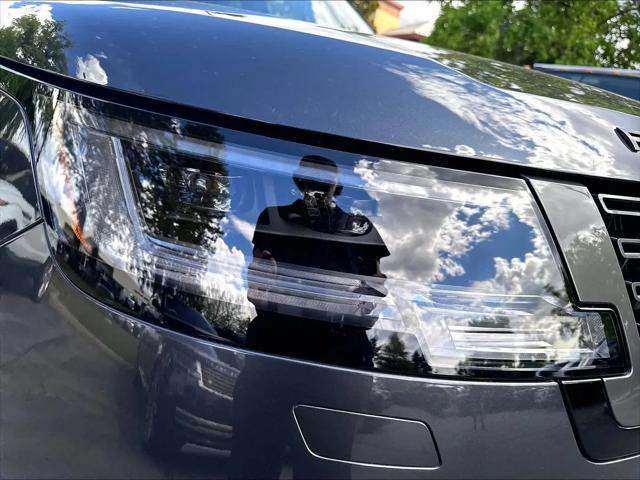 2026 Land Rover Range Rover P400 SE 7 Seat