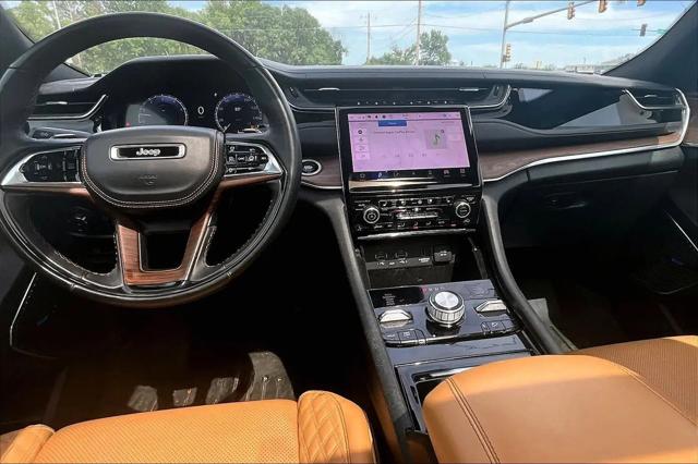 2022 Jeep Grand Cherokee Summit 4x4