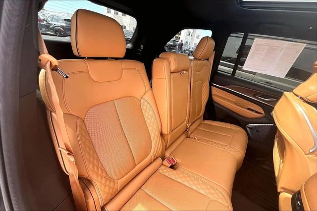 2022 Jeep Grand Cherokee Summit 4x4