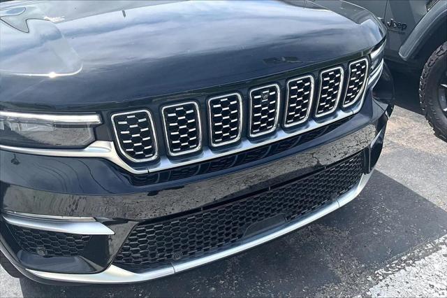 2022 Jeep Grand Cherokee Summit 4x4