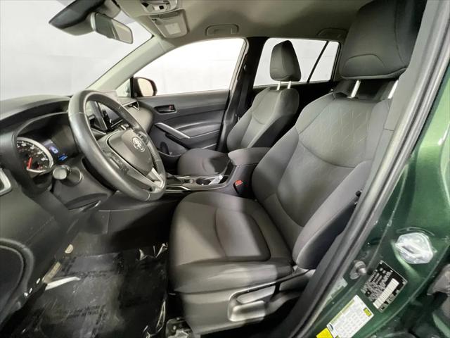 2022 Toyota Corolla Cross LE