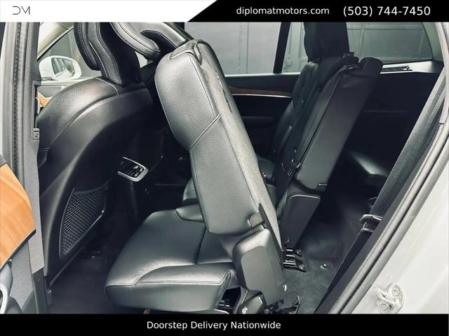 2024 Volvo XC90 Recharge T8 Plus Bright Theme 7-Seater