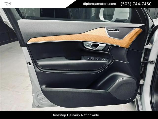 2024 Volvo XC90 Recharge T8 Plus Bright Theme 7-Seater
