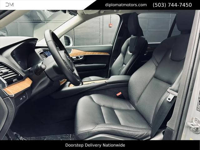 2024 Volvo XC90 Recharge T8 Plus Bright Theme 7-Seater