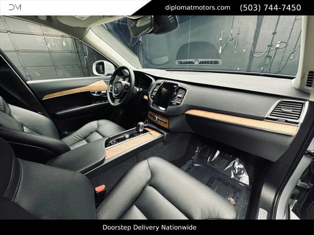 2024 Volvo XC90 Recharge T8 Plus Bright Theme 7-Seater
