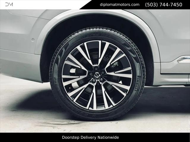 2024 Volvo XC90 Recharge T8 Plus Bright Theme 7-Seater