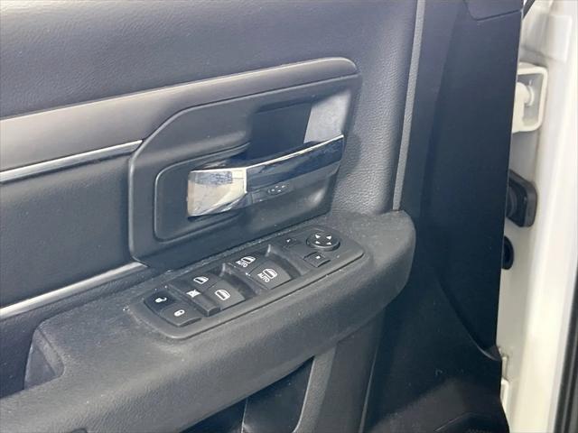 2022 Ram 1500 Classic Warlock Quad Cab 4x4 6'4" Box