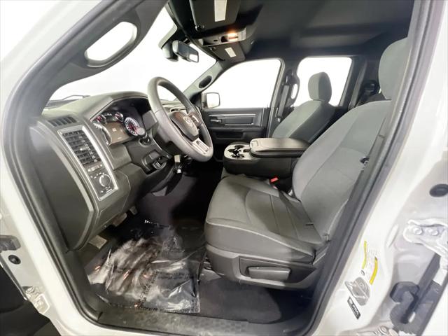 2022 Ram 1500 Classic Warlock Quad Cab 4x4 6'4" Box
