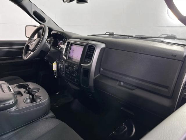 2022 Ram 1500 Classic Warlock Quad Cab 4x4 6'4" Box