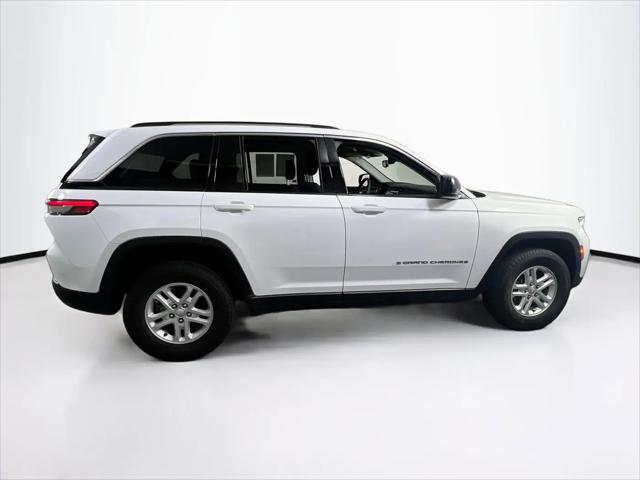 2023 Jeep Grand Cherokee Laredo 4x4