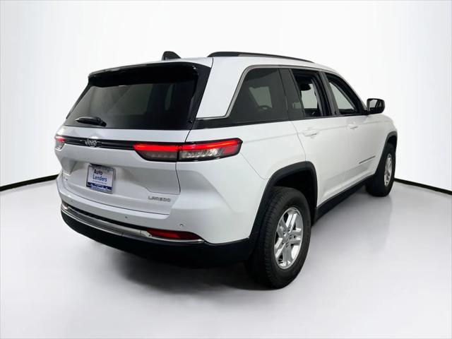 2023 Jeep Grand Cherokee Laredo 4x4