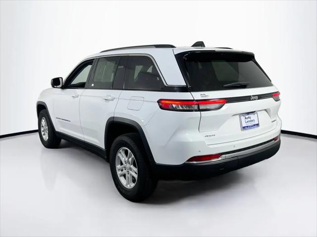 2023 Jeep Grand Cherokee Laredo 4x4