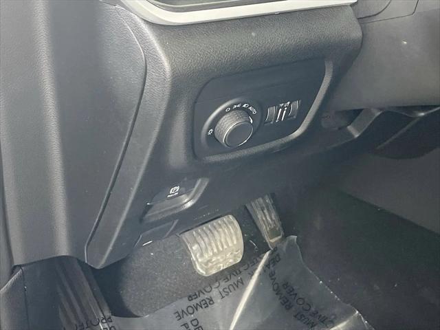 2023 Jeep Grand Cherokee Laredo 4x4