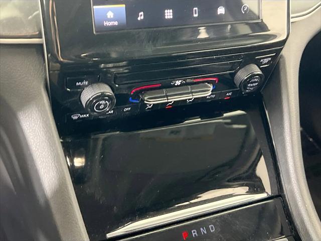 2023 Jeep Grand Cherokee Laredo 4x4