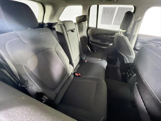 2023 Jeep Grand Cherokee Laredo 4x4