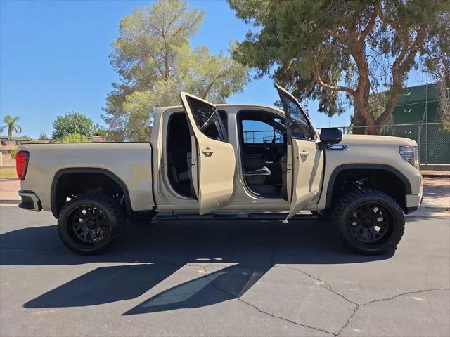 2022 GMC Sierra 1500 4WD Crew Cab Short Box AT4