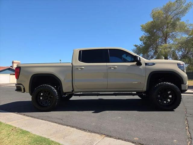 2022 GMC Sierra 1500 4WD Crew Cab Short Box AT4
