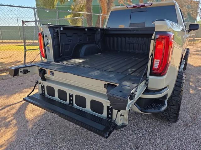 2022 GMC Sierra 1500 4WD Crew Cab Short Box AT4