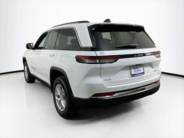 2023 Jeep Grand Cherokee Laredo 4x4