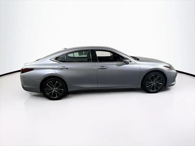 2024 Lexus ES 250 ES 250