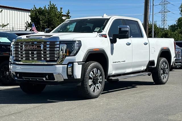 2026 GMC Sierra 2500HD Crew Cab, Standard Bed, Denali, 4WD