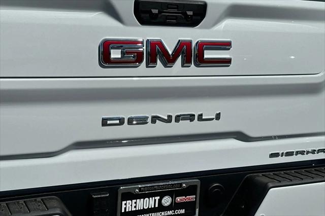 2026 GMC Sierra 2500HD Crew Cab, Standard Bed, Denali, 4WD
