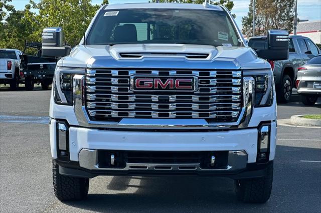 2026 GMC Sierra 2500HD Crew Cab, Standard Bed, Denali, 4WD