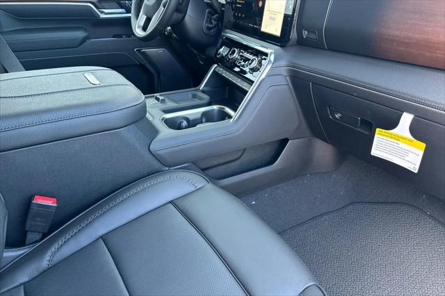 2026 GMC Sierra 2500HD Crew Cab, Standard Bed, Denali, 4WD