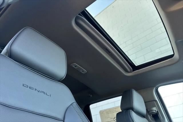 2026 GMC Sierra 2500HD Crew Cab, Standard Bed, Denali, 4WD