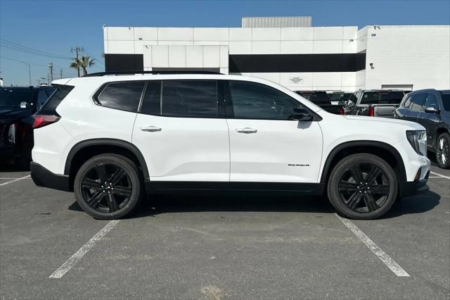 2026 GMC Acadia Elevation FWD