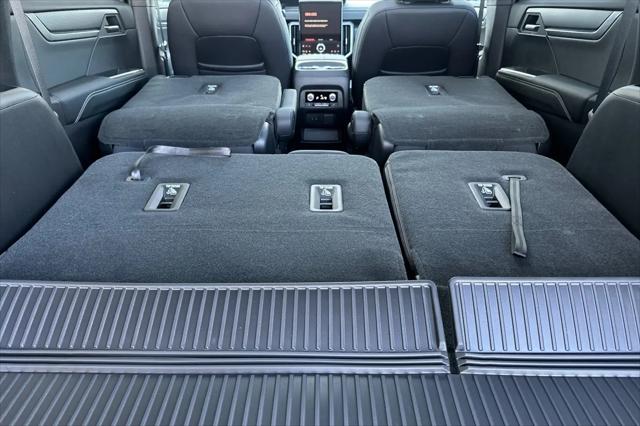 2026 GMC Acadia Elevation FWD