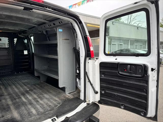 2019 GMC Savana 2500 Work Van