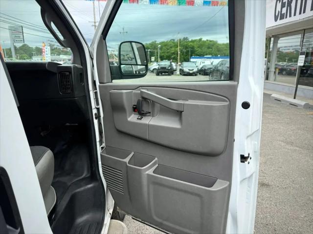 2019 GMC Savana 2500 Work Van